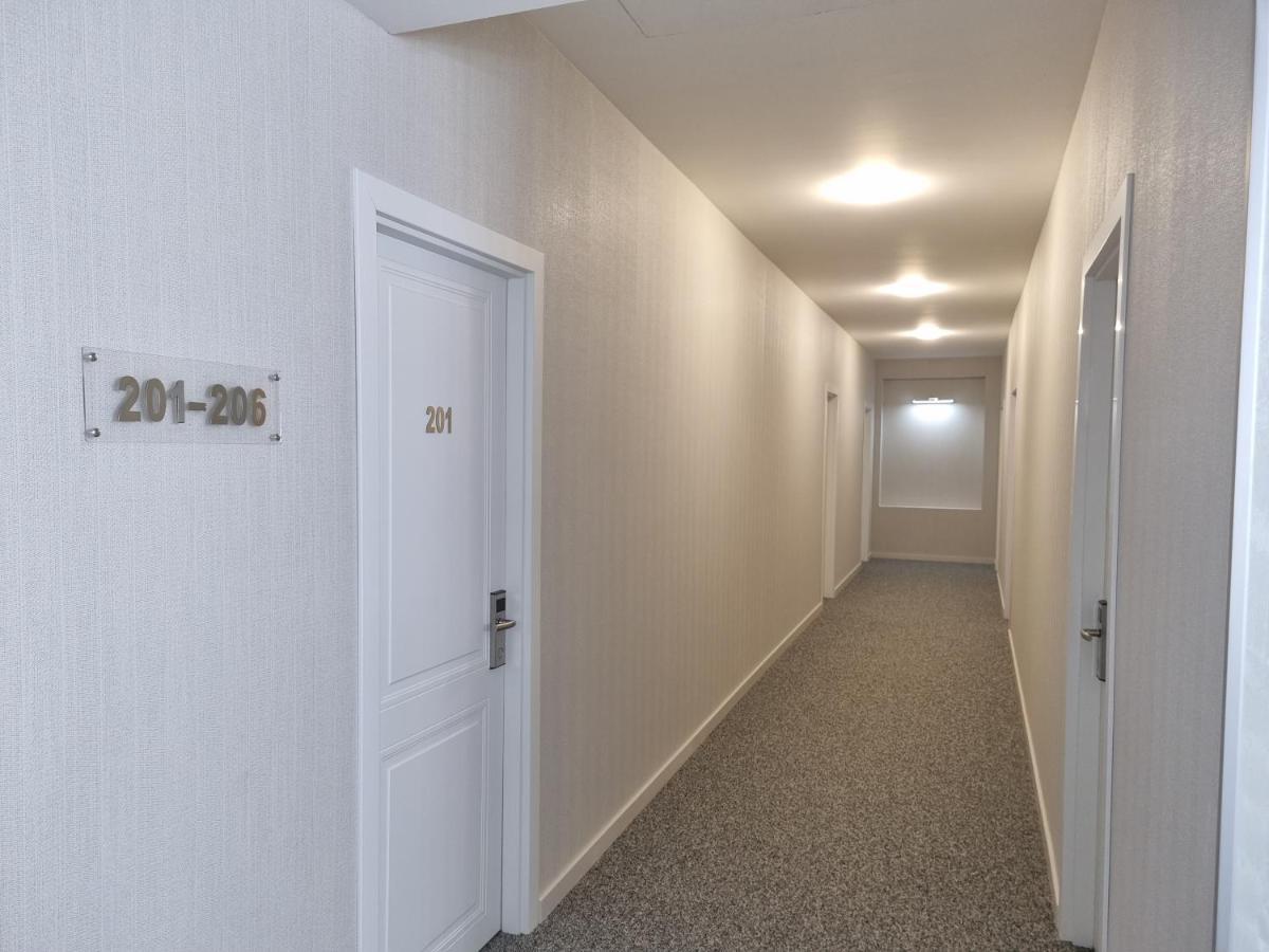 Dedoplis Tskaro Hotel Autograph מראה חיצוני תמונה